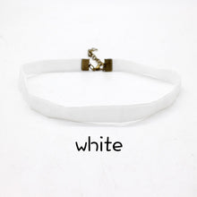 Load image into Gallery viewer, Black Velvet Choker