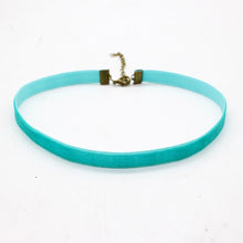 Load image into Gallery viewer, Black Velvet Choker
